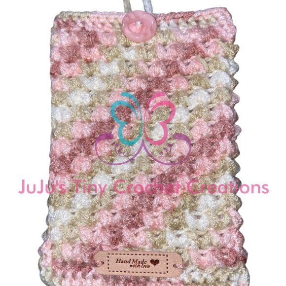 Handmade Crocheted Cover for Kindle Paperwhite E-Reader - Gift for Book Lovers - Picture 3 of 4